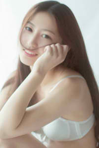 美女被C